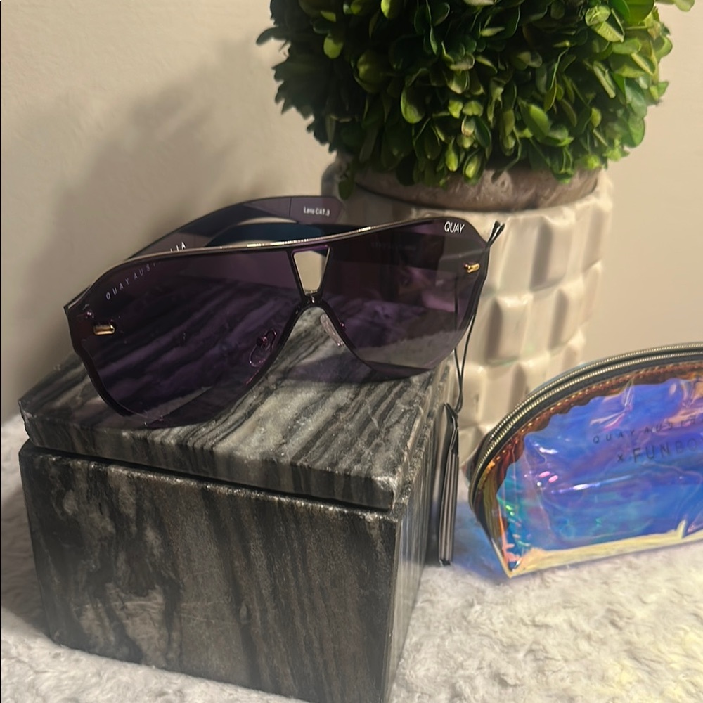 Quay Australia Purple and Black Sunglasses “Stay Afloat”